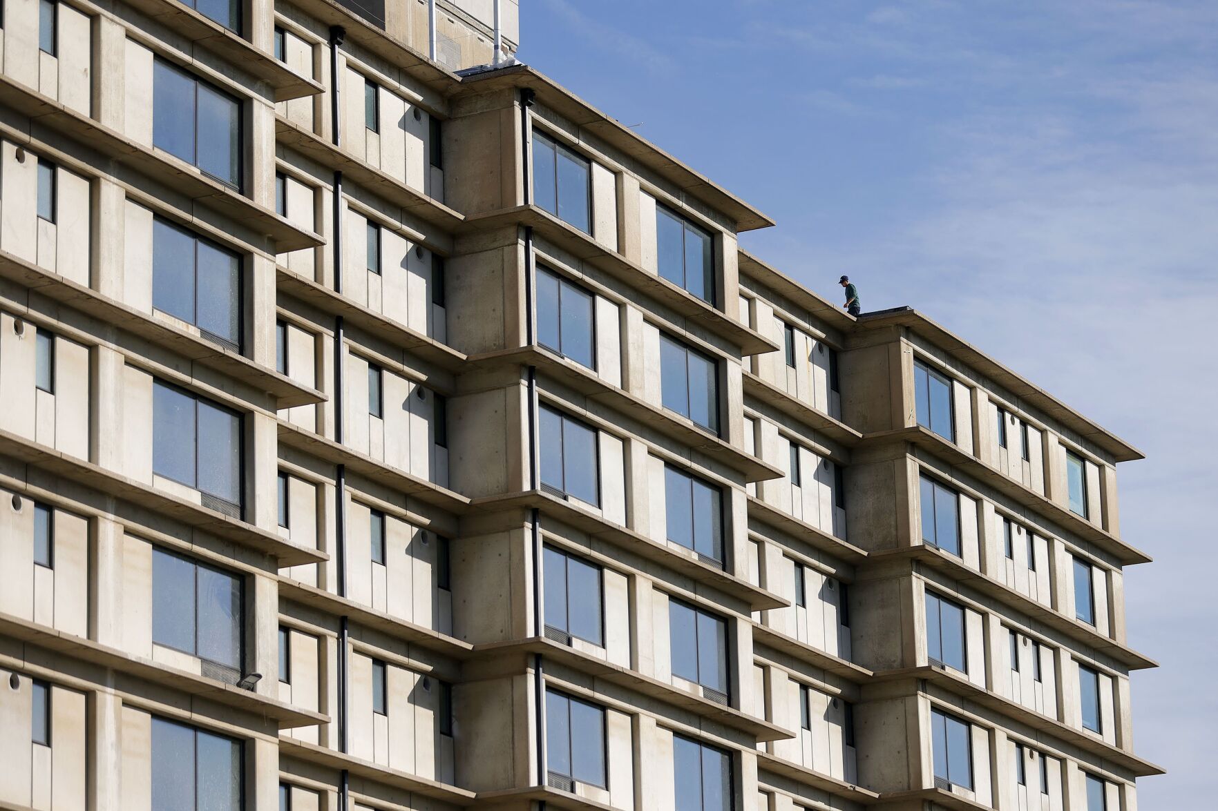Brut Hotel